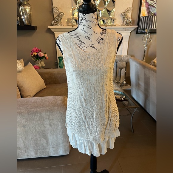 Le Marias Dress - Picture 4 of 14